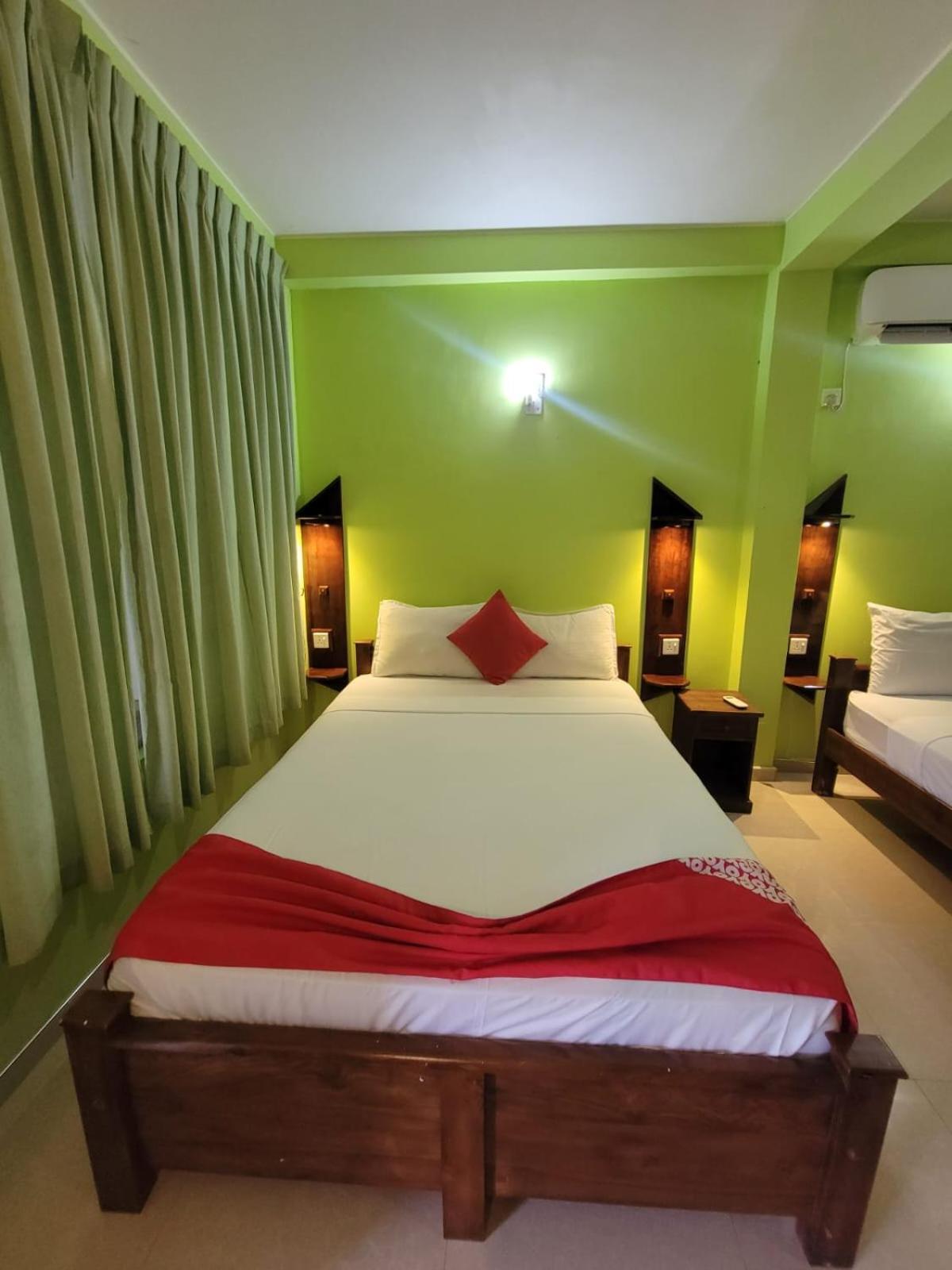 The Empyrean Airport Transit Hotel Katunayake Exterior photo